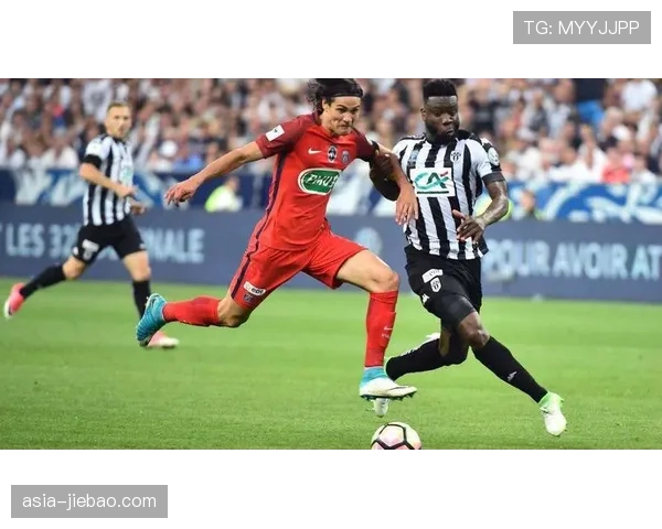 法甲球队通过提高定位球战术执行力争取比赛胜利成为趋势